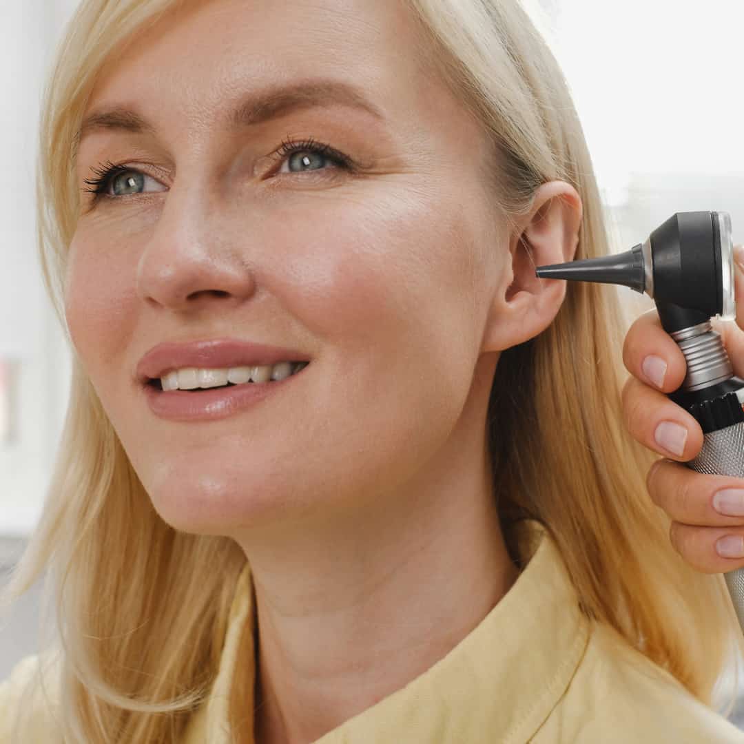 Read more about the article <strong>A Guide on How to Become an Audiologist Assistant</strong>